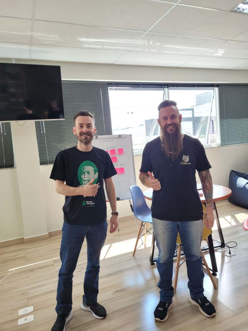 Gustavo Dam - Treinamentos e Palestras de Estratgia e Inovao - Mentoria de empreendedorismo e inovao em Xanxer no Inx Coworking.