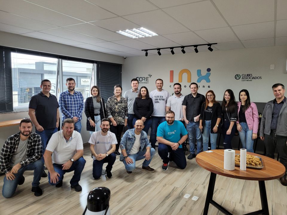 Gustavo Dam - Treinamentos e Palestras de Estratgia e Inovao - Inovao em Xanxer no Inx Coworking, evento de empreendedorismo.