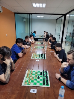 Gustavo Dam - Treinamentos e Palestras de Estratgia e Inovao - Primeiro torneio de xadrez amador de Xanxer