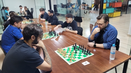 Gustavo Dam - Treinamentos e Palestras de Estratgia e Inovao - Primeiro torneio de xadrez amador de Xanxer
