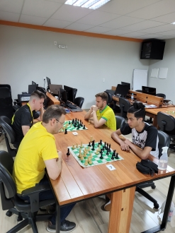 Gustavo Dam - Treinamentos e Palestras de Estratgia e Inovao - Primeiro torneio de xadrez amador de Xanxer